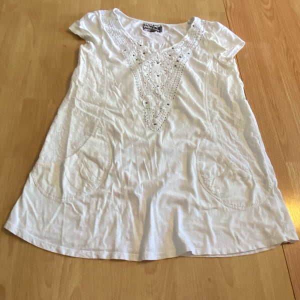 Vintage Nexi Top Size 14 White Lace Embroidered Tunic