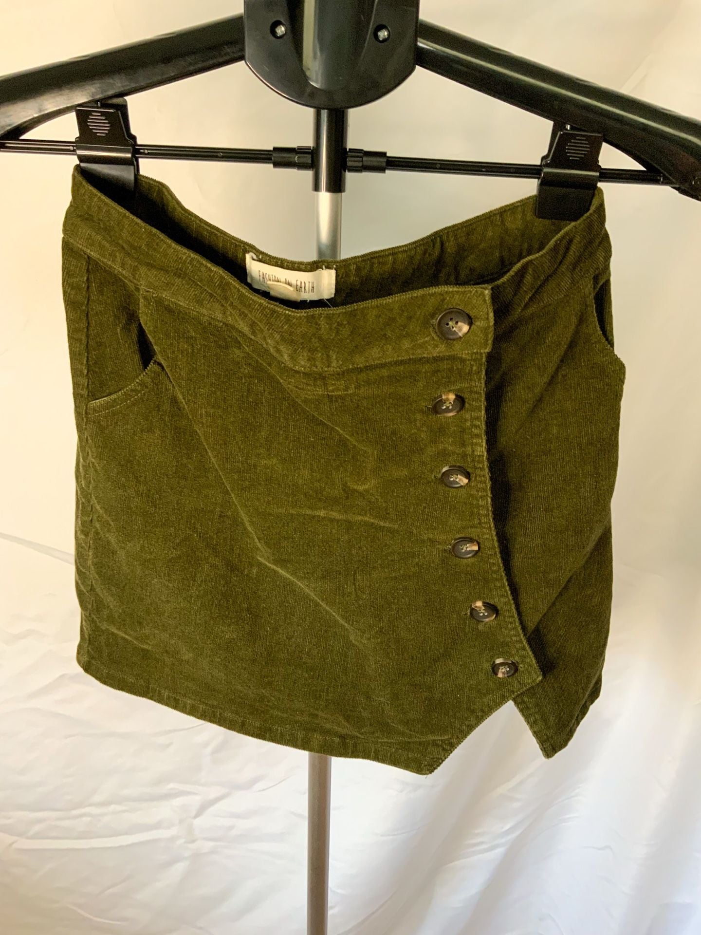 Fashion On Earth Corduroy Women’s Skirt Size M Olive Green 2