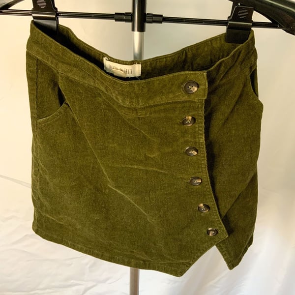 Fashion On Earth Corduroy Women’s Skirt Size M Olive Green