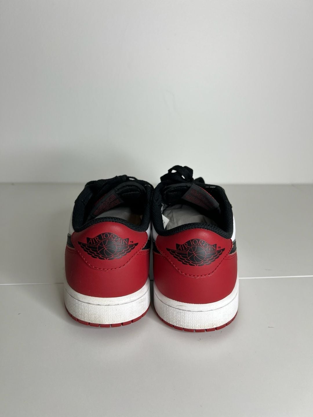Nike Air Jordan 1 Retro Low OG Size 8.5 Black Toe 2023 4