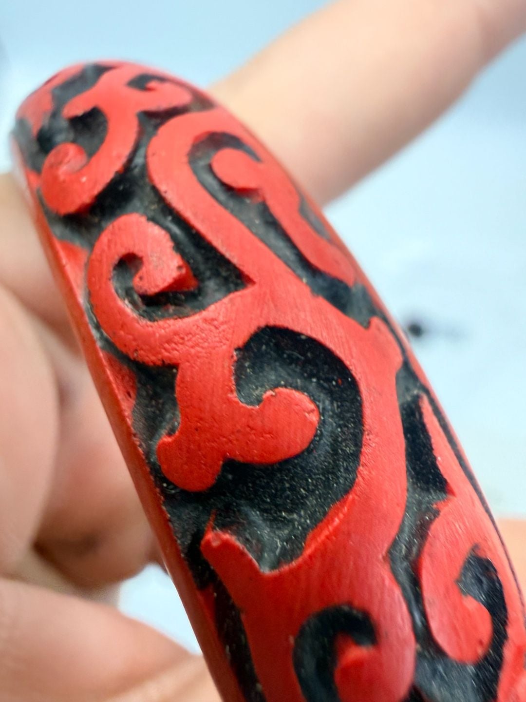 Vintage Carved Cinnabar Lacquer Floral Bangle Bracelet 6