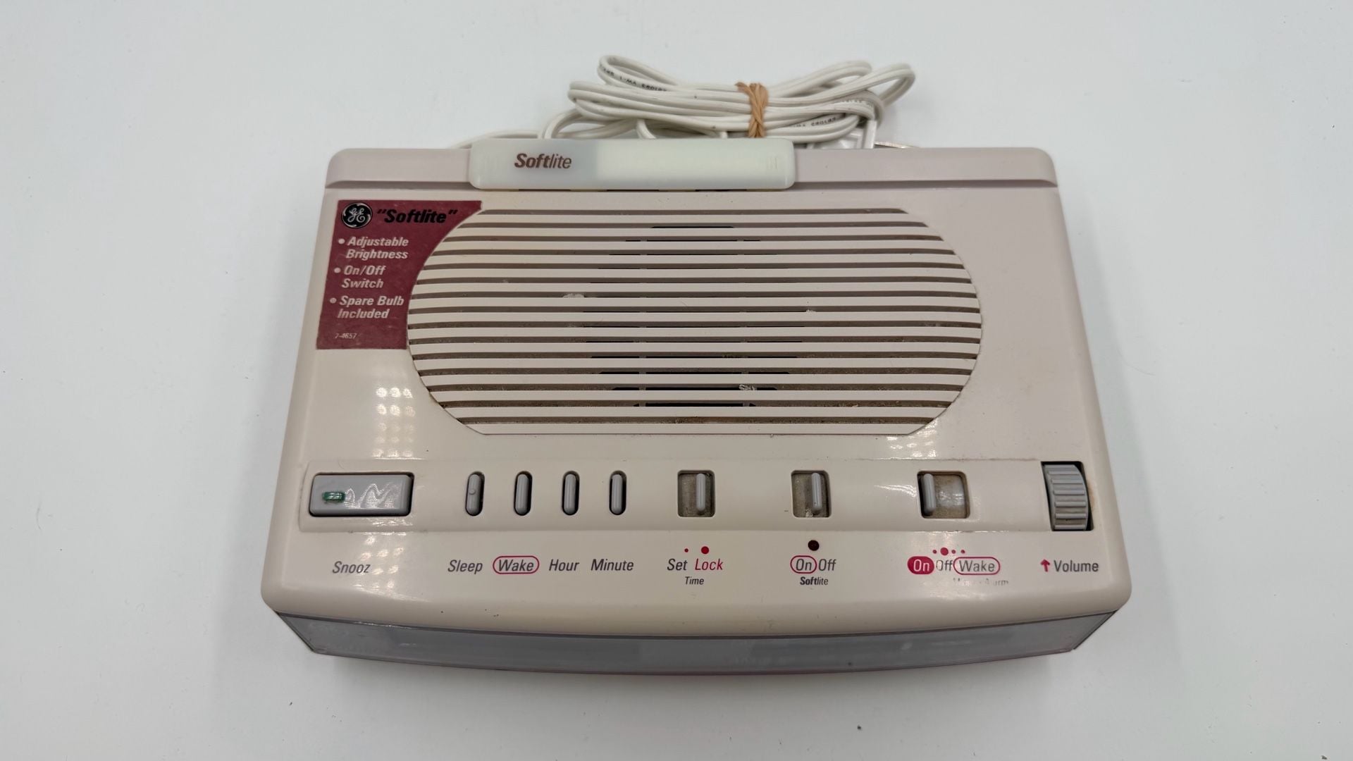 GE Softlite Alarm Clock Radio Model 7-4657A AM/FM Night Light Vintage 3