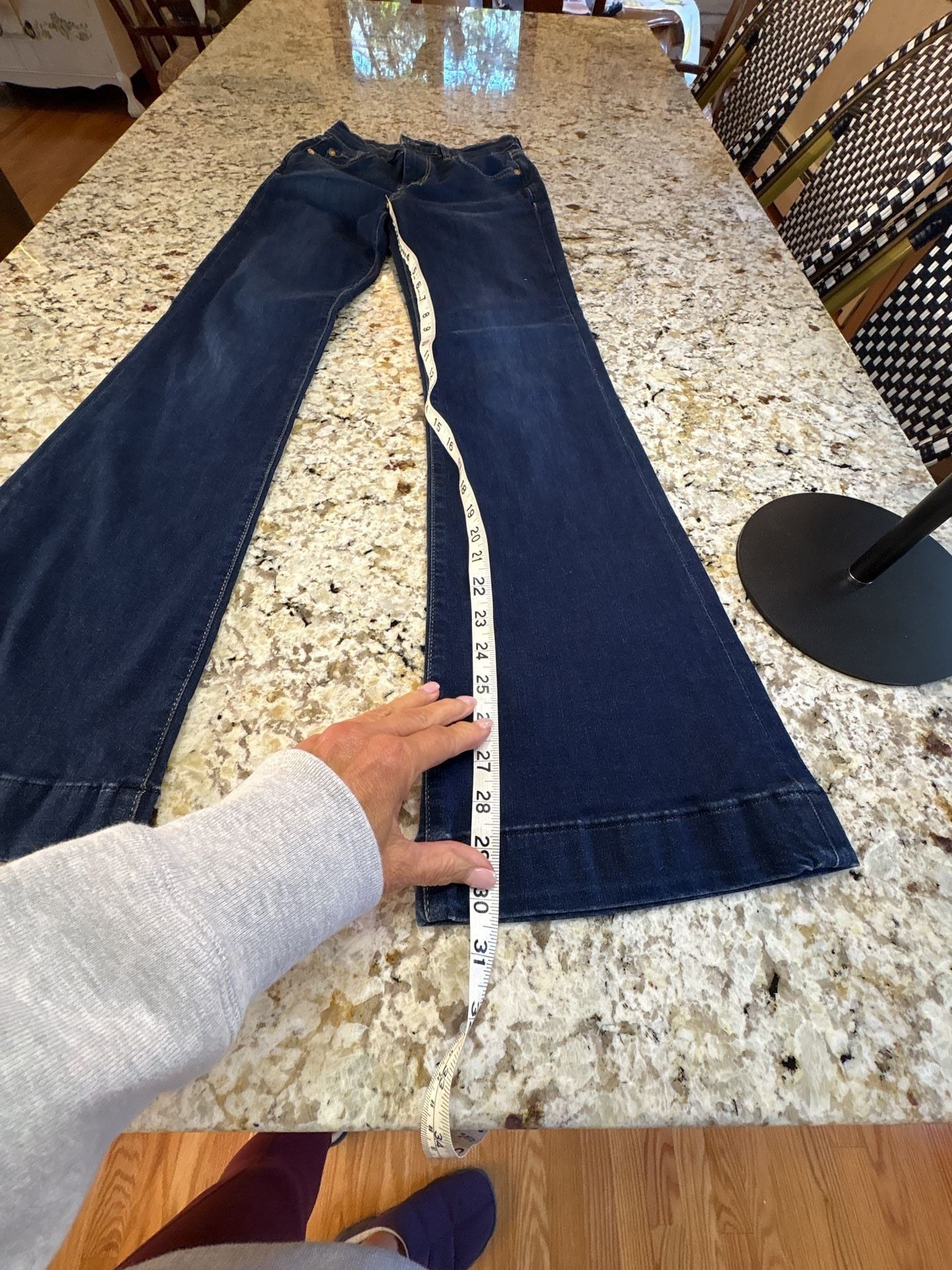 7 For All Mankind Dojo Tailorless Flare Jeans Size 25 Blue Denim 8