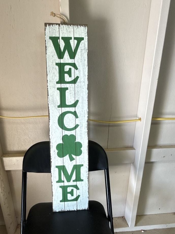 Northlight St. Patrick's Day Shamrock Welcome Porch Board Sign 1