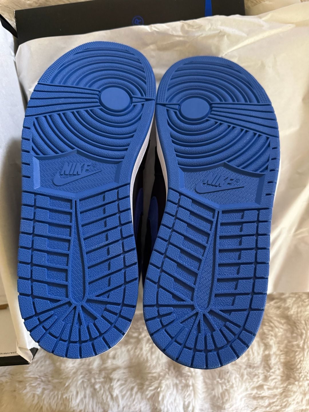Air Jordan 1 Retro High OG Royal Reimagined Size 11 7