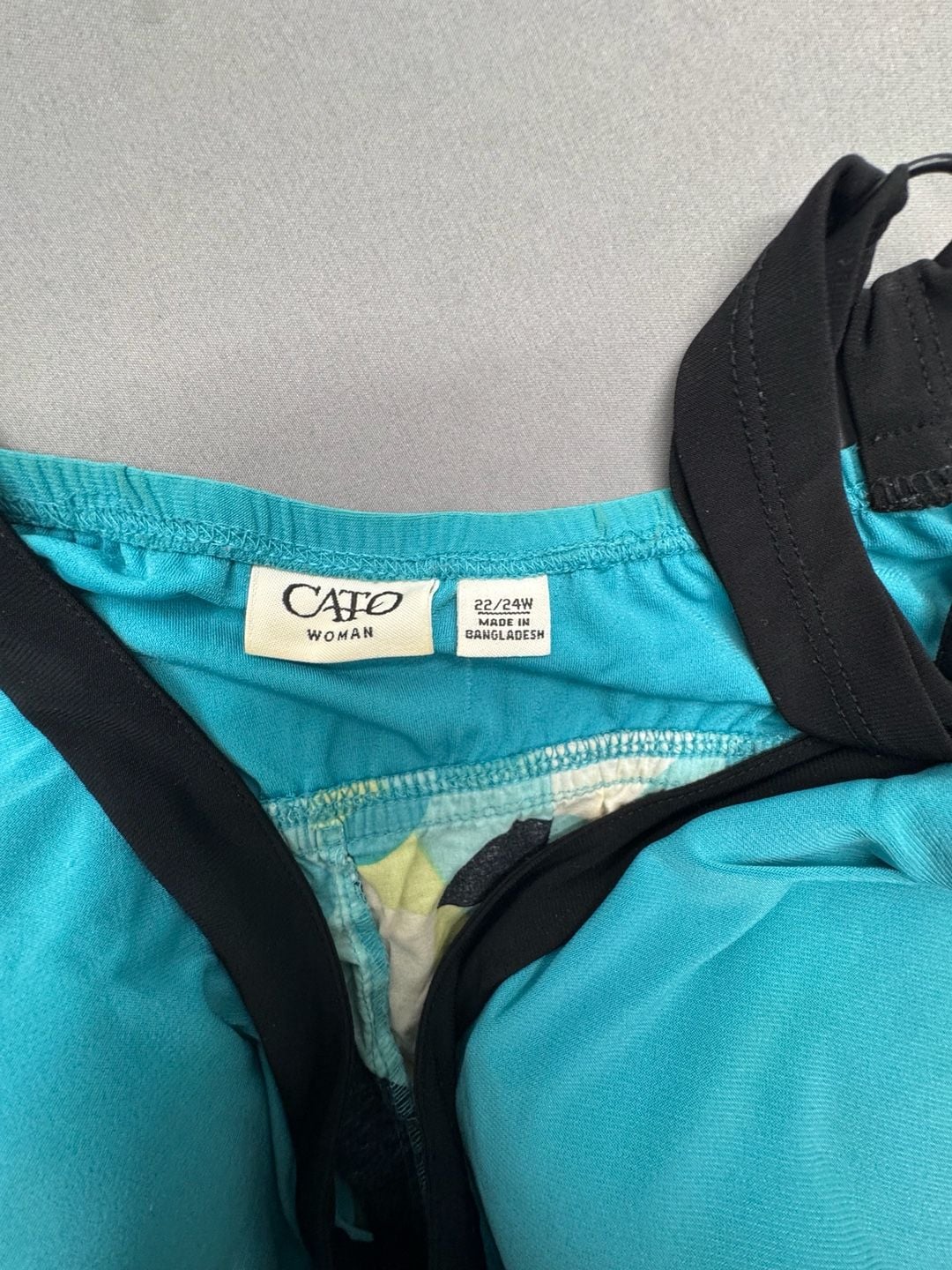Cato Woman Swimsuit Top Size 22/24W Blue Black Abstract Tankini 3