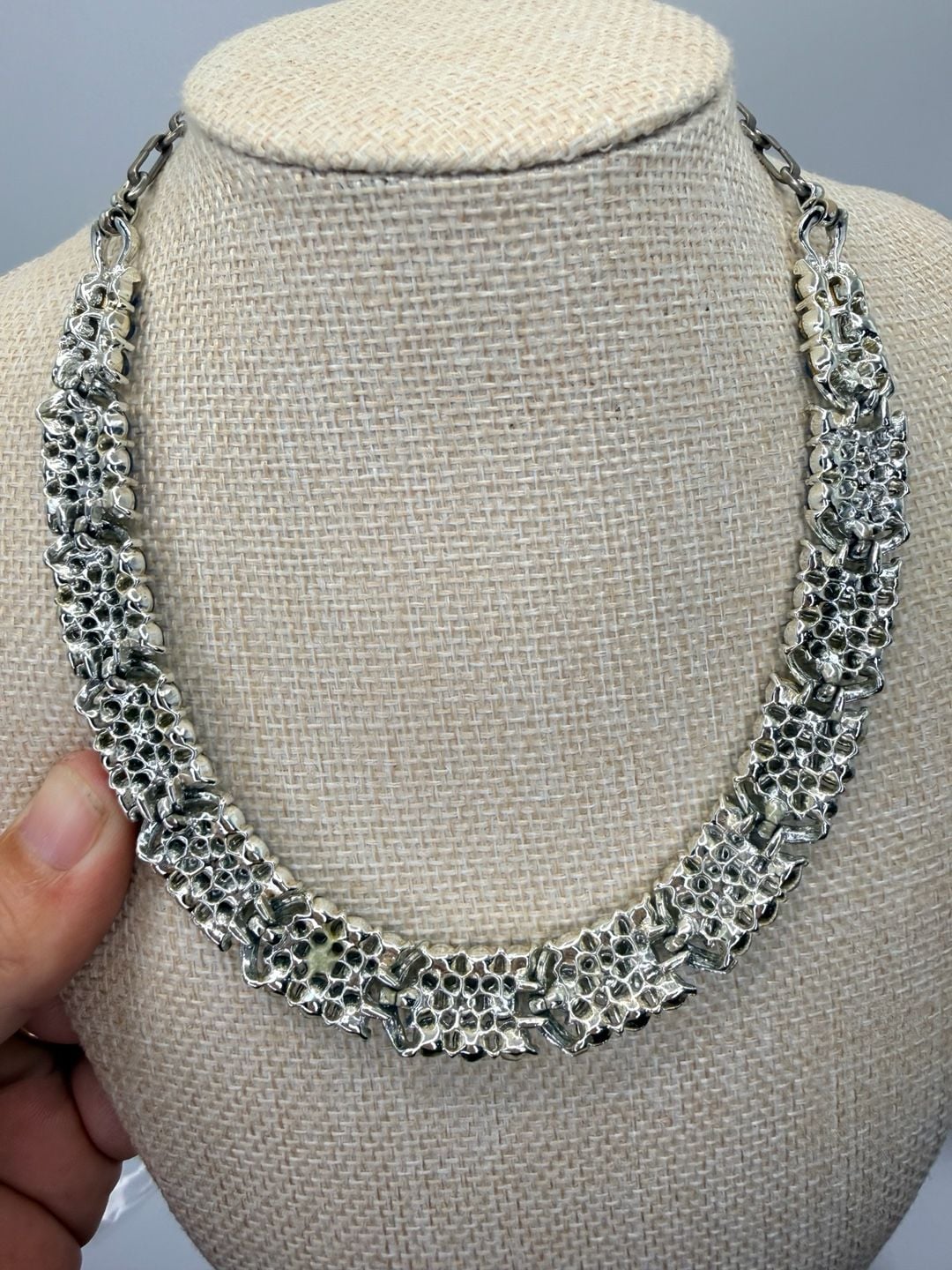 Lisner Blue Rhinestone Necklace Size 16 Inch 8