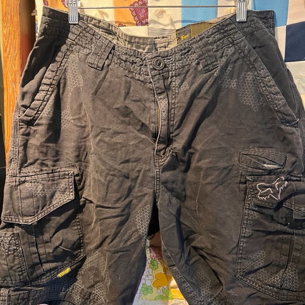 Fox Cargo Shorts Size 36 Black Geometric Pattern