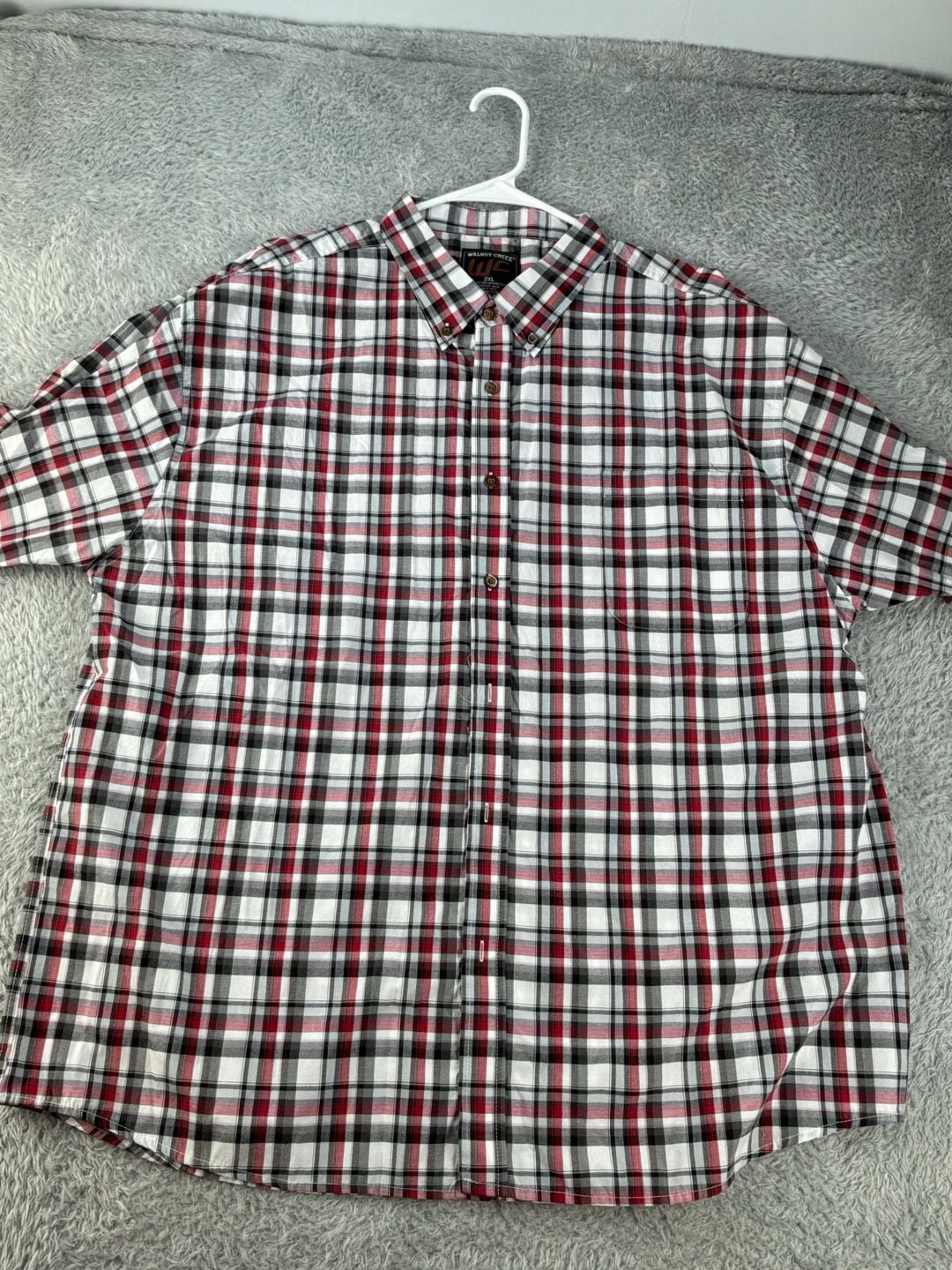 Bundle of 3 Men’s 2XL shirts 5