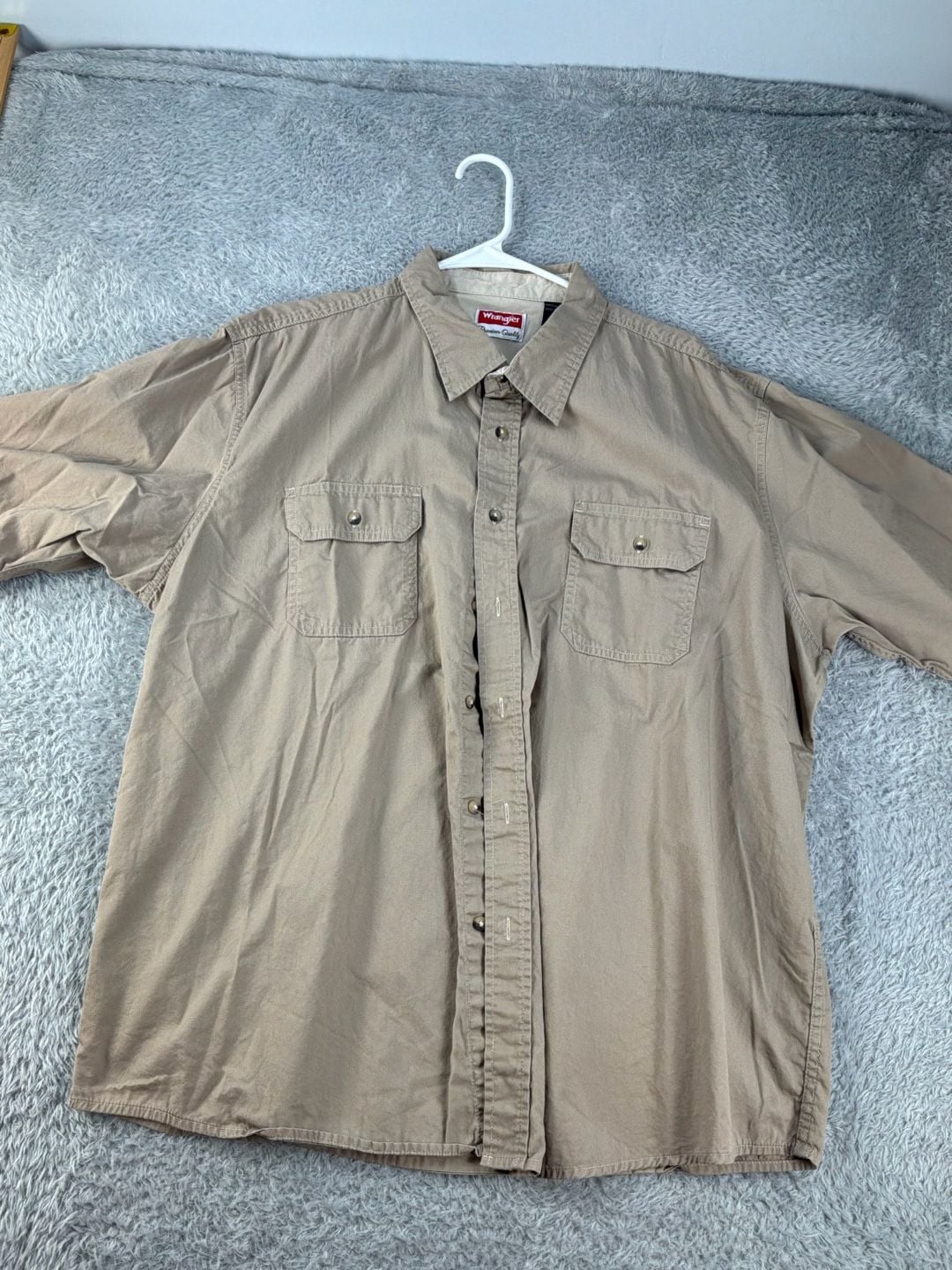 Bundle/lot of (4) 2XL Men’s Shirts 9