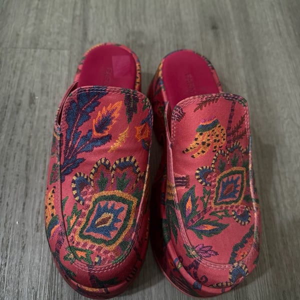 Farm Rio Pink Sunset Tapestry Platform Loafer Size 8 Mule Shoes