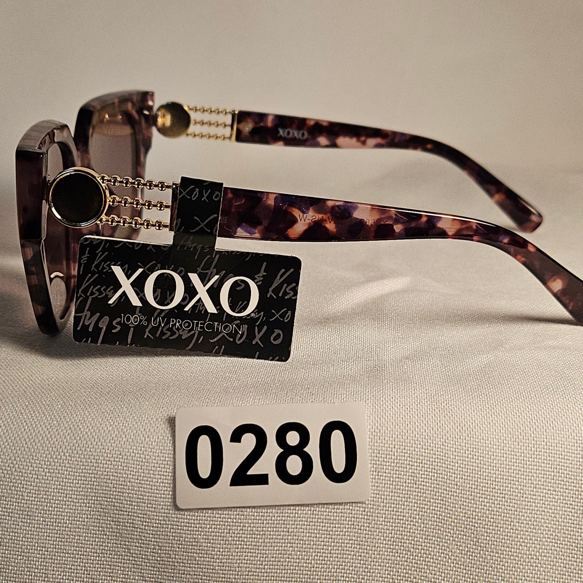 Product thumbnail 4