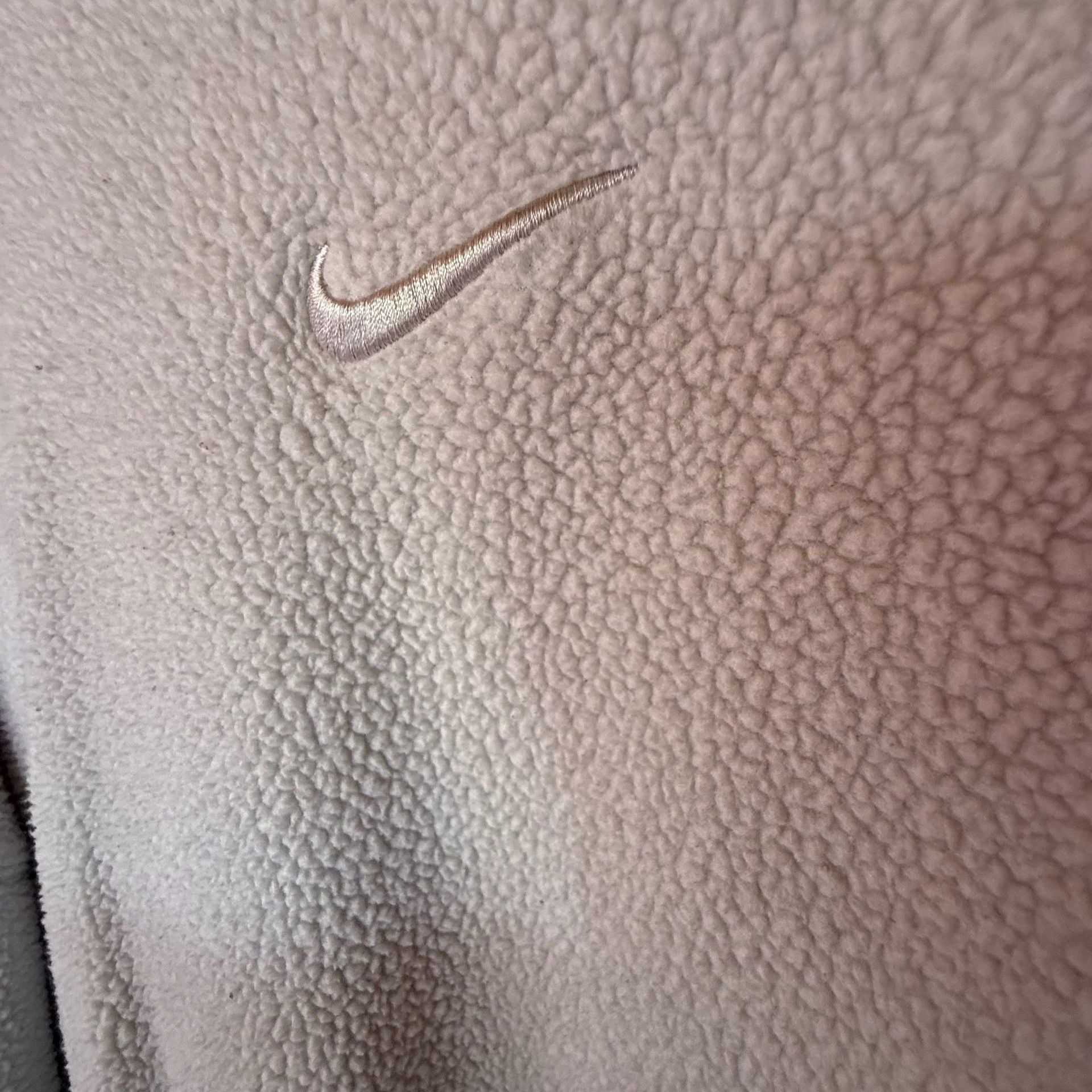 Nike Plush Crop Sweatshirt Size XXL Cream Sherpa Fleece Crew Neck 3