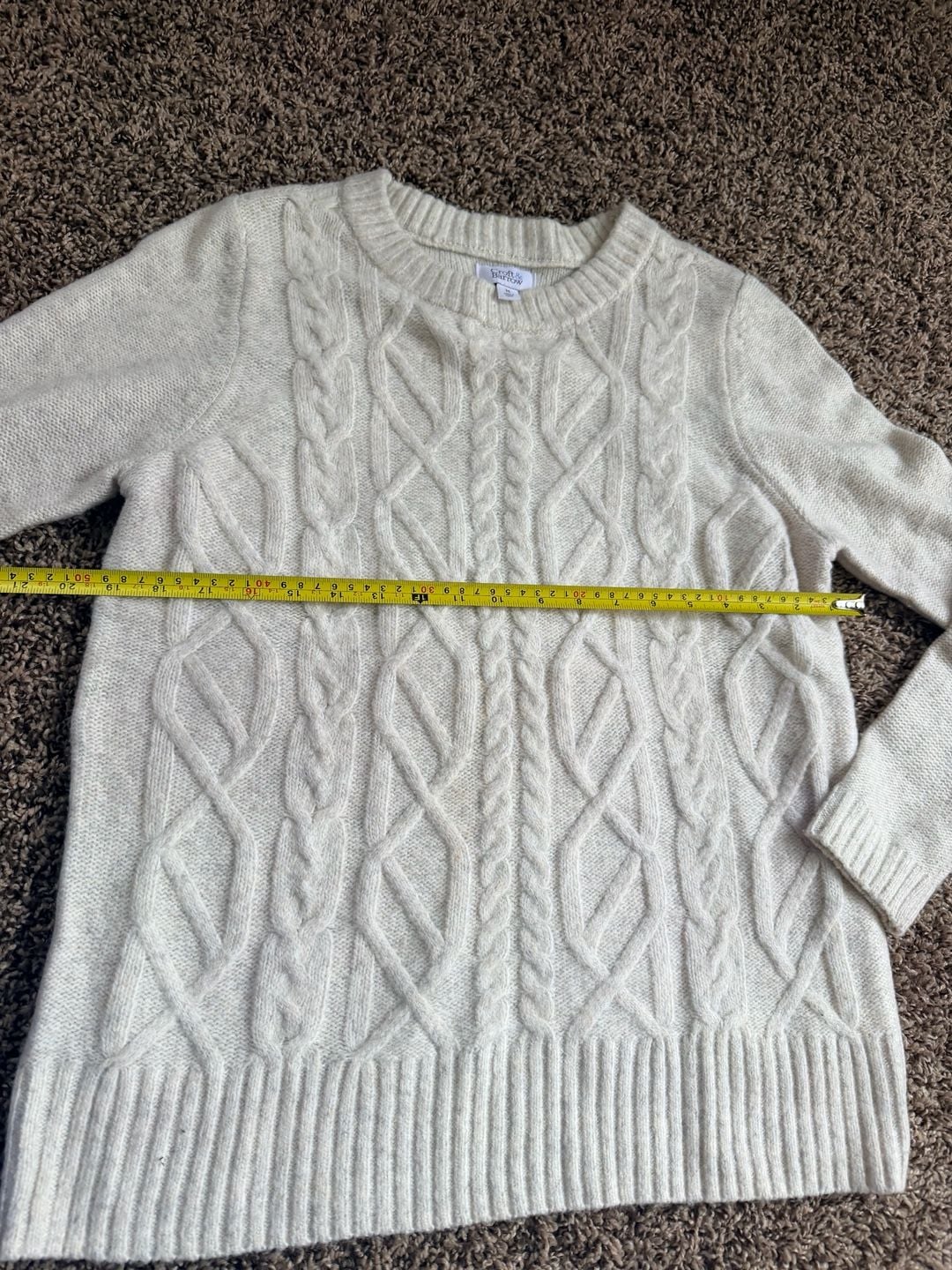 Croft & Barrow Cable Knit Sweater Size M Cream Crewneck Pullover 8