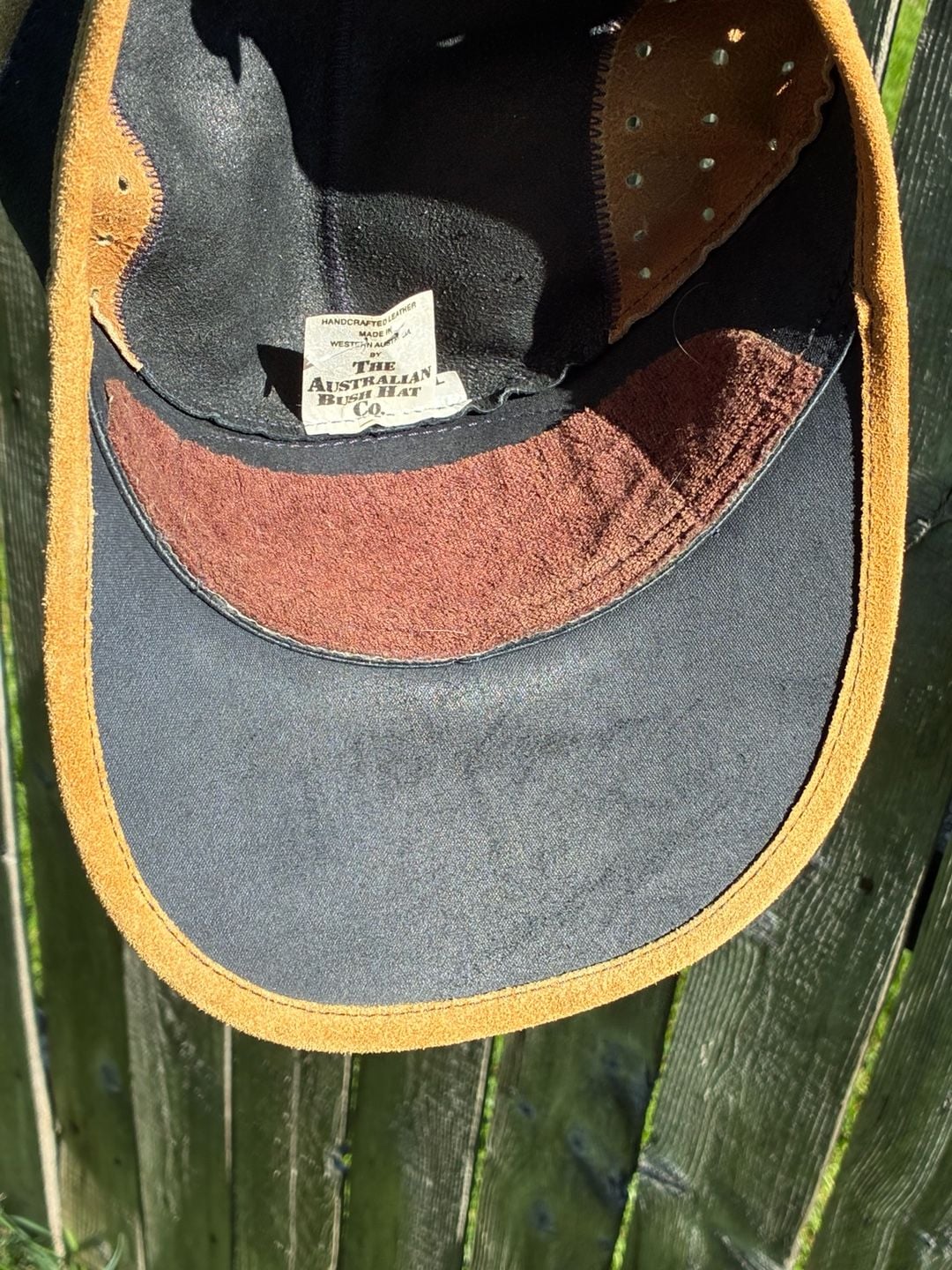 The Australian Bush Hat Co. Suede Hat Size L 6