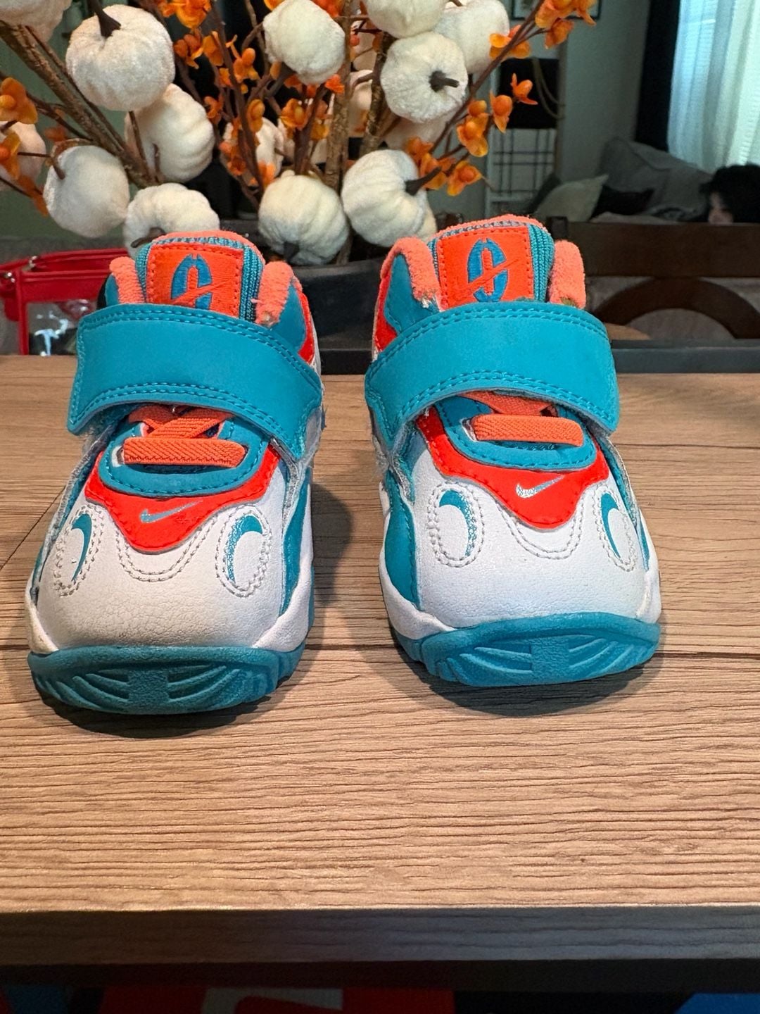 Nike Speed Turf TD Bright Turquoise BV2525-101
Size 4C 3