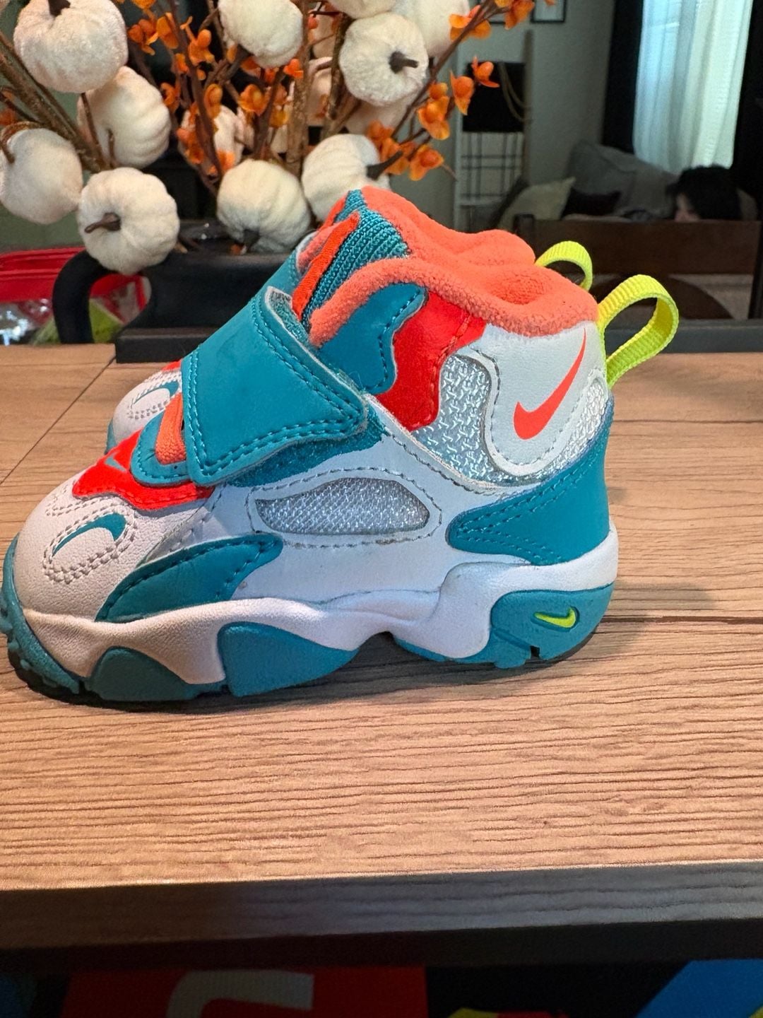 Nike Speed Turf TD Bright Turquoise BV2525-101
Size 4C 4