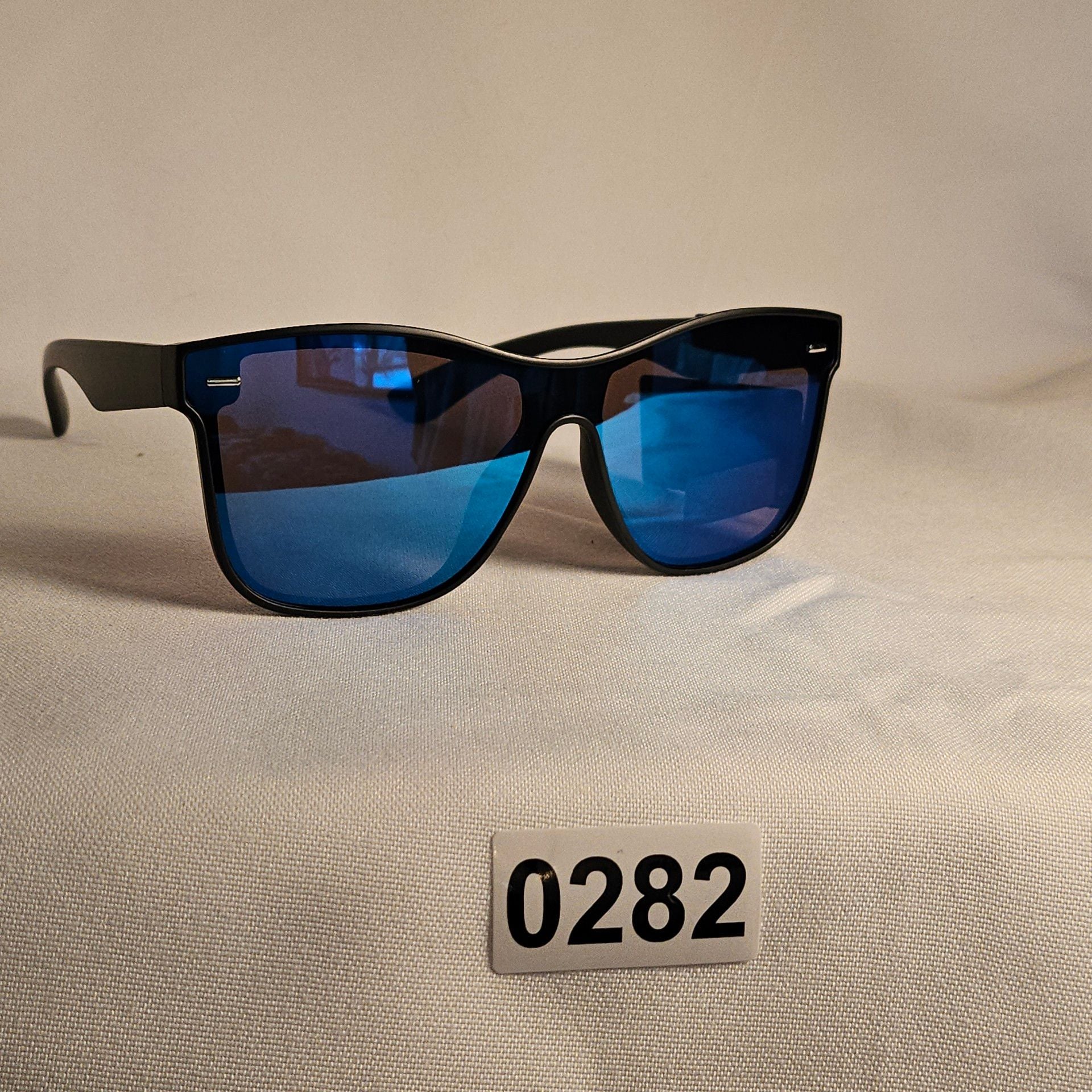 Product thumbnail 5
