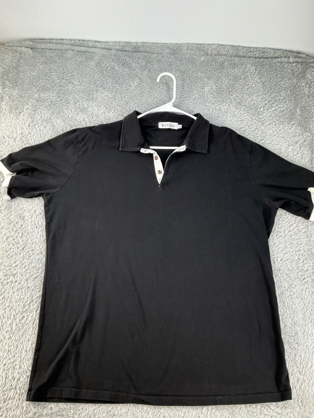 Bundle of (6) men’s shirts Size 2XL 13
