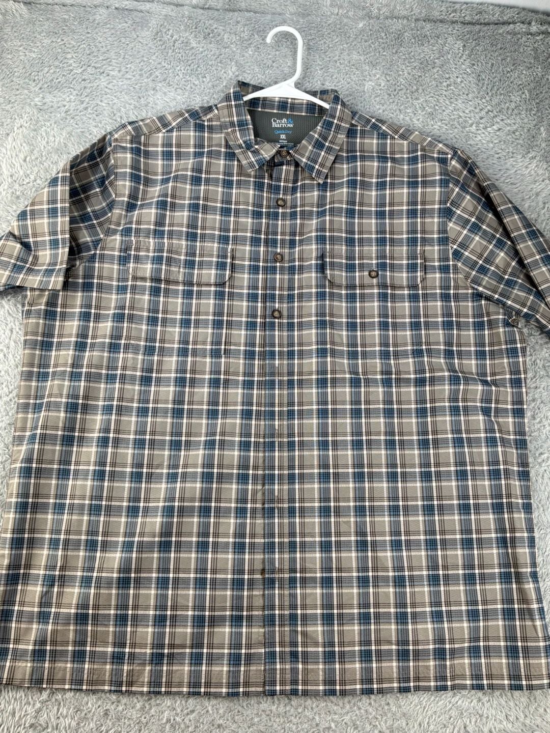 Bundle of (6) men’s shirts Size 2XL 18