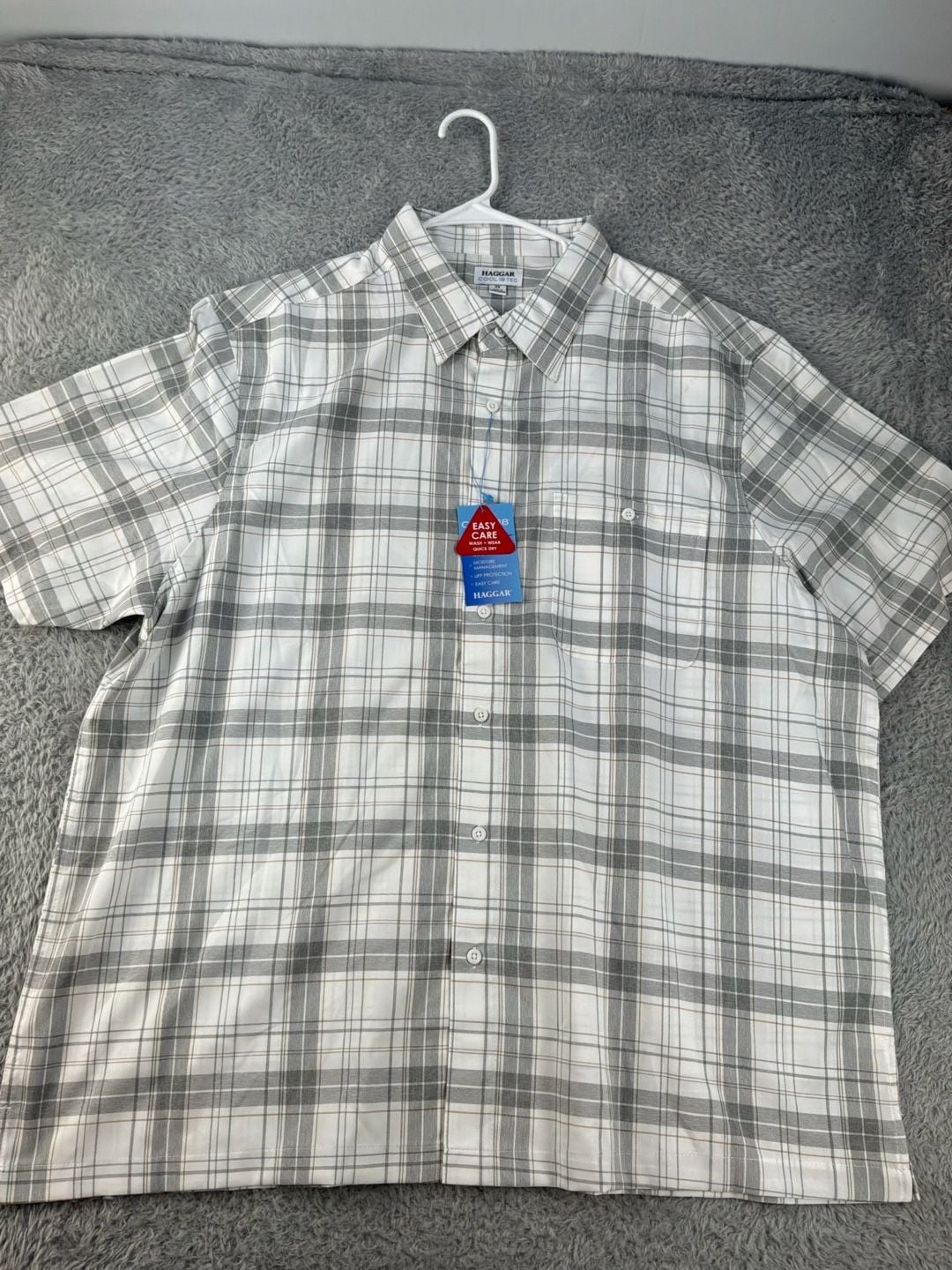 Bundle of (6) men’s shirts Size 2XL 22
