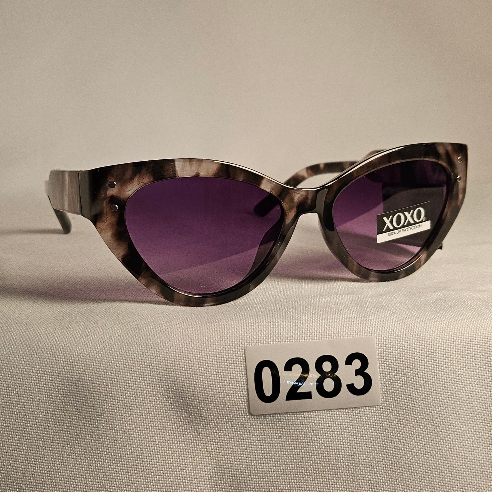 XOXO Cat Eye Sunglasses 283 2