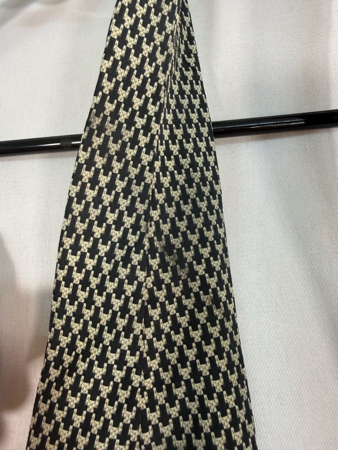Emporio Armani Silk Necktie Houndstooth Black Beige Pattern Made in Italy 4