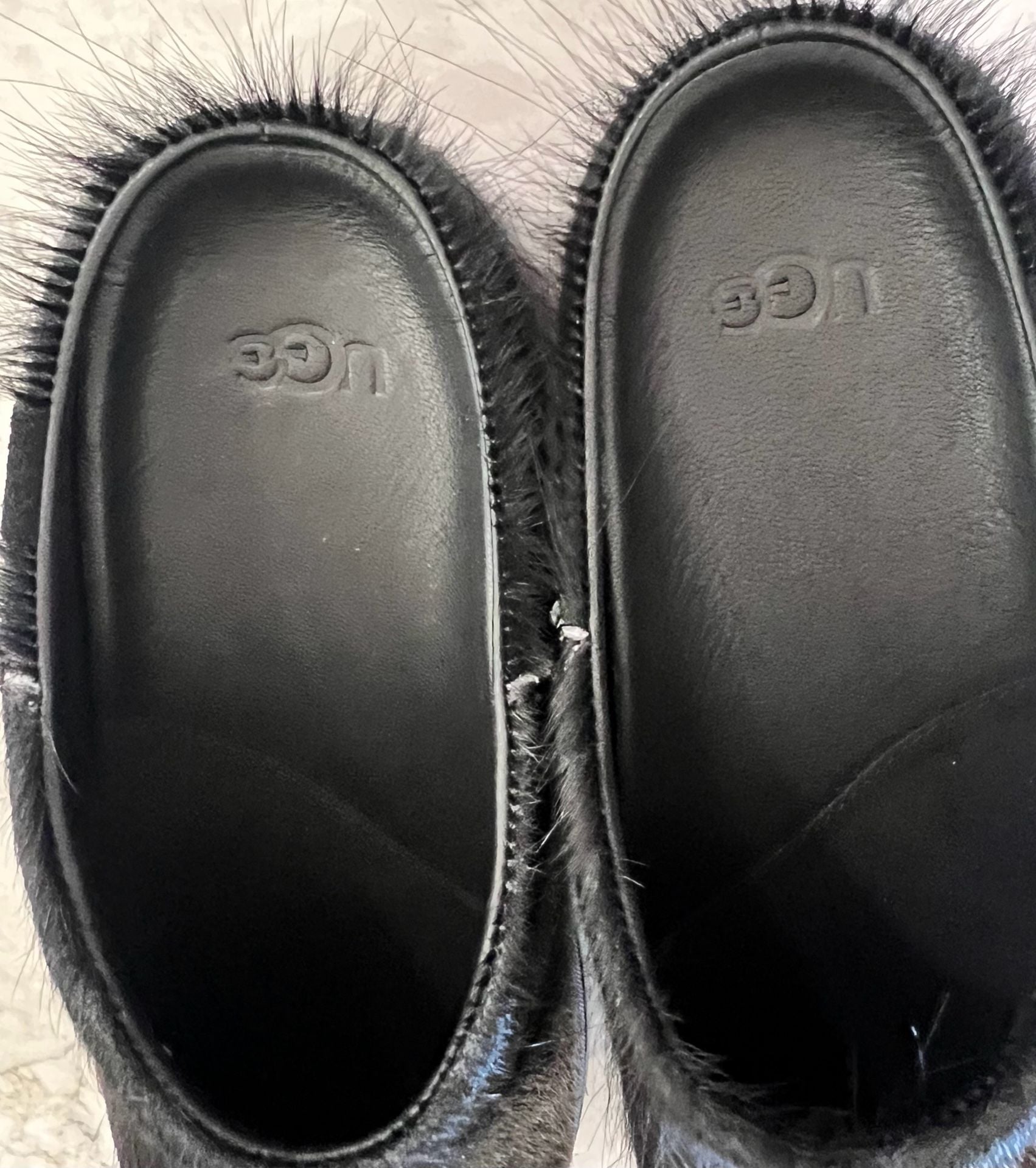 Ugg Otzo Calf Hair Clog Size 7 Black New with out Box 8