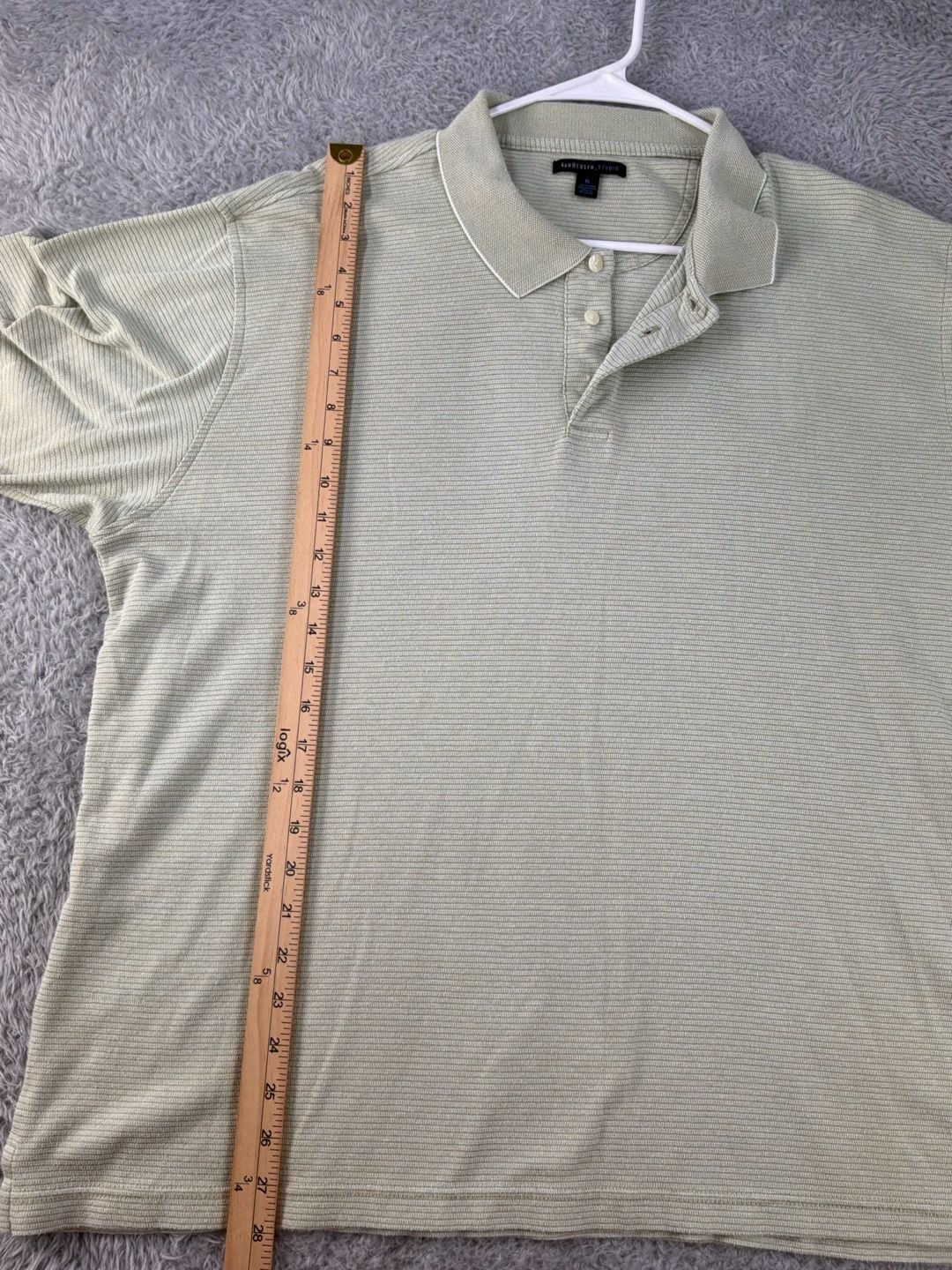 Bundle of (4) men’s shirts size XL 15