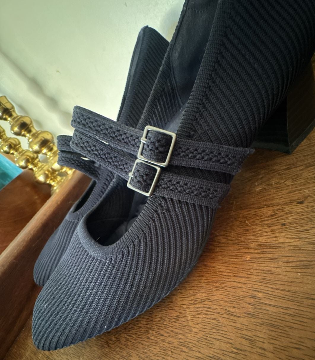 Vivaia Mary Jane Heels Size 39.5 Navy Knit Chunky Block Heel Pumps 6