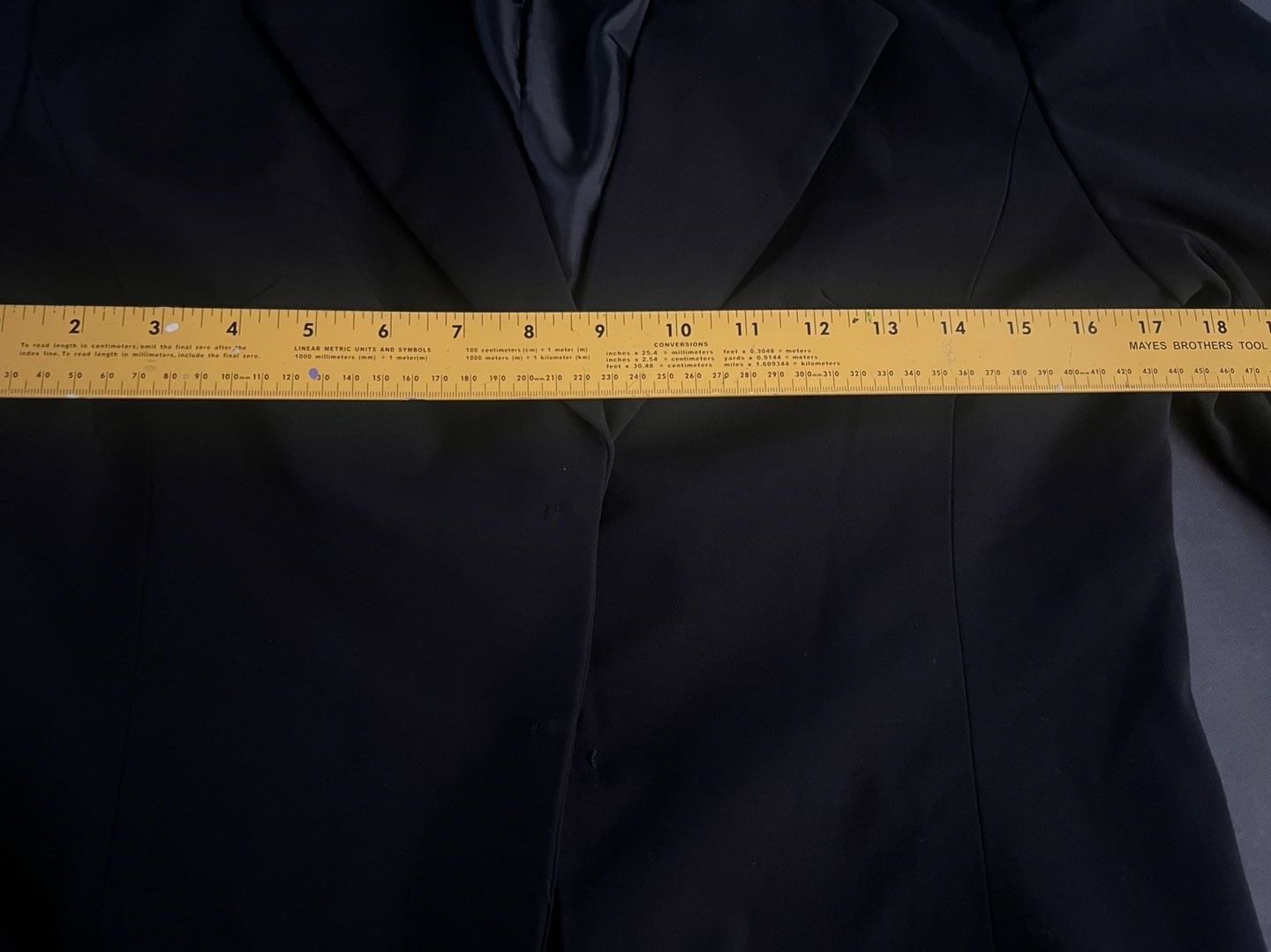 Woman’s Worthington Black Blazer Size 4 5