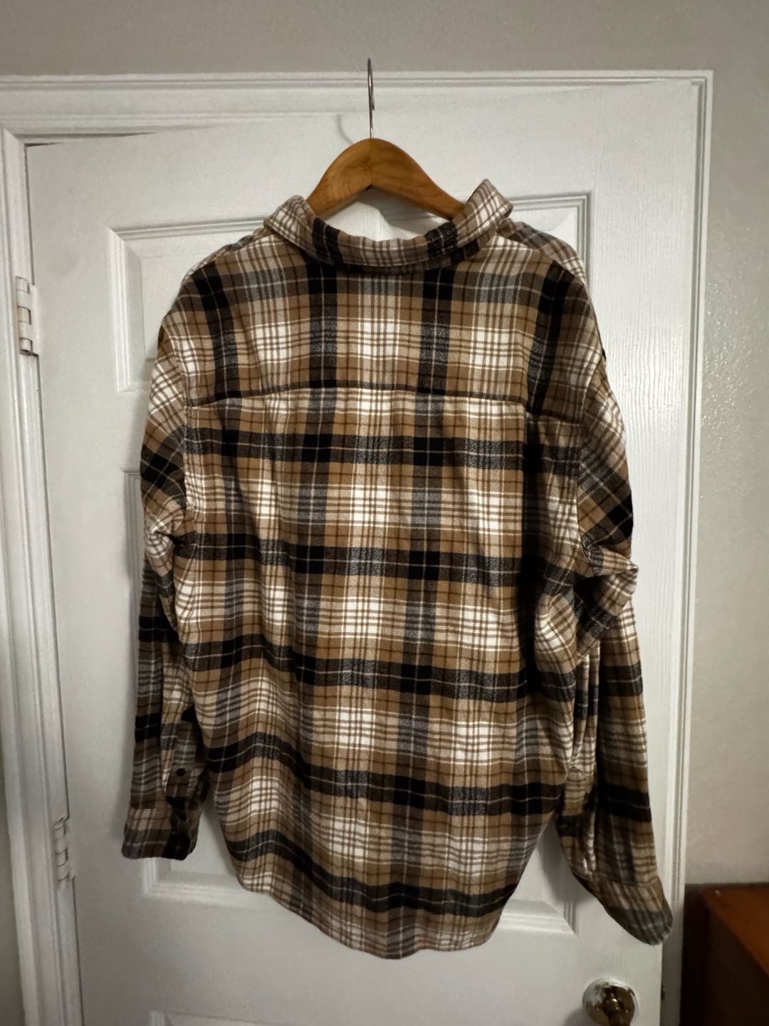 H&M Plaid Flannel Button Down Shirt Size XL Regular Fit Brown Black 3