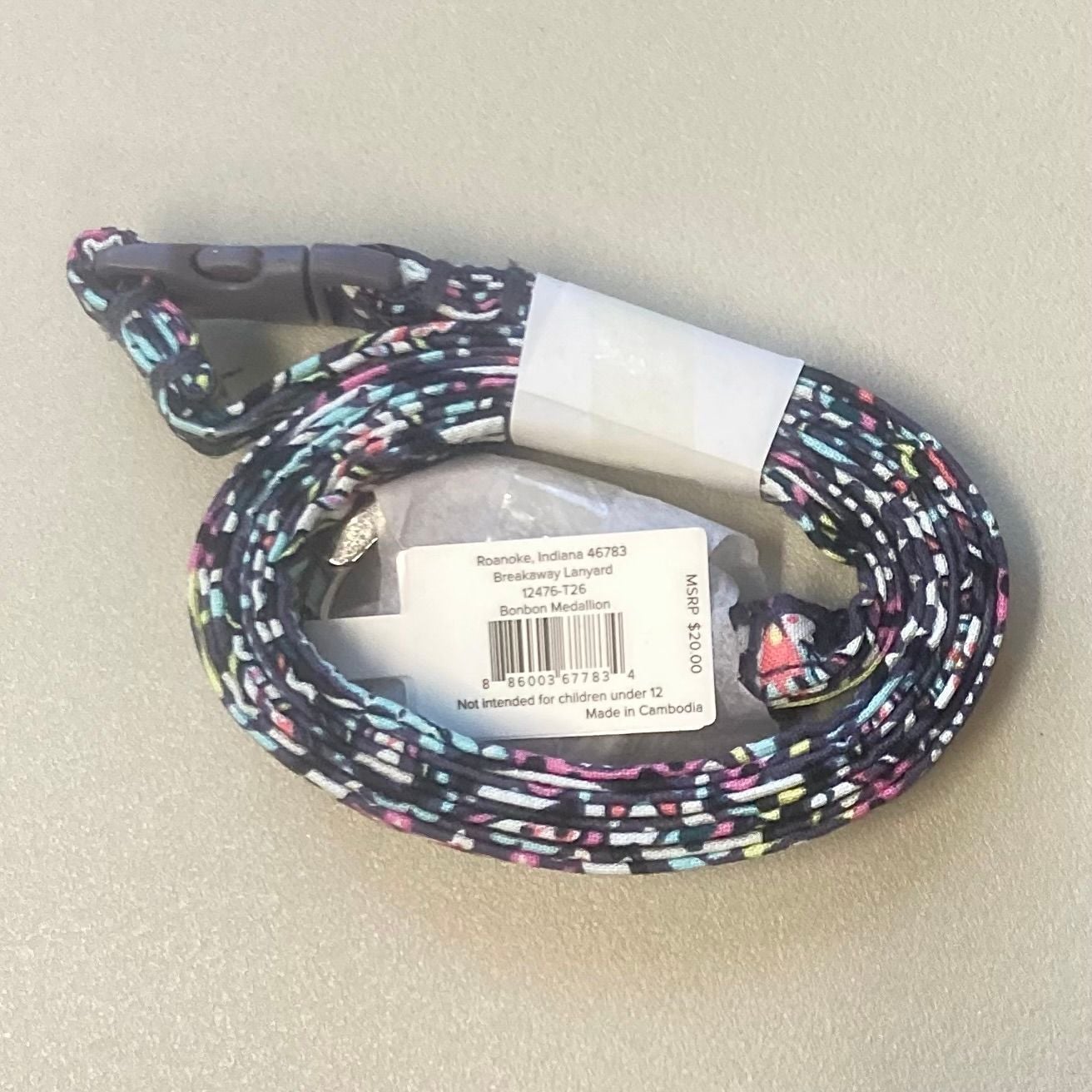 Vera Bradley Iconic Breakaway Lanyard Bonbon Medallion NWT 3