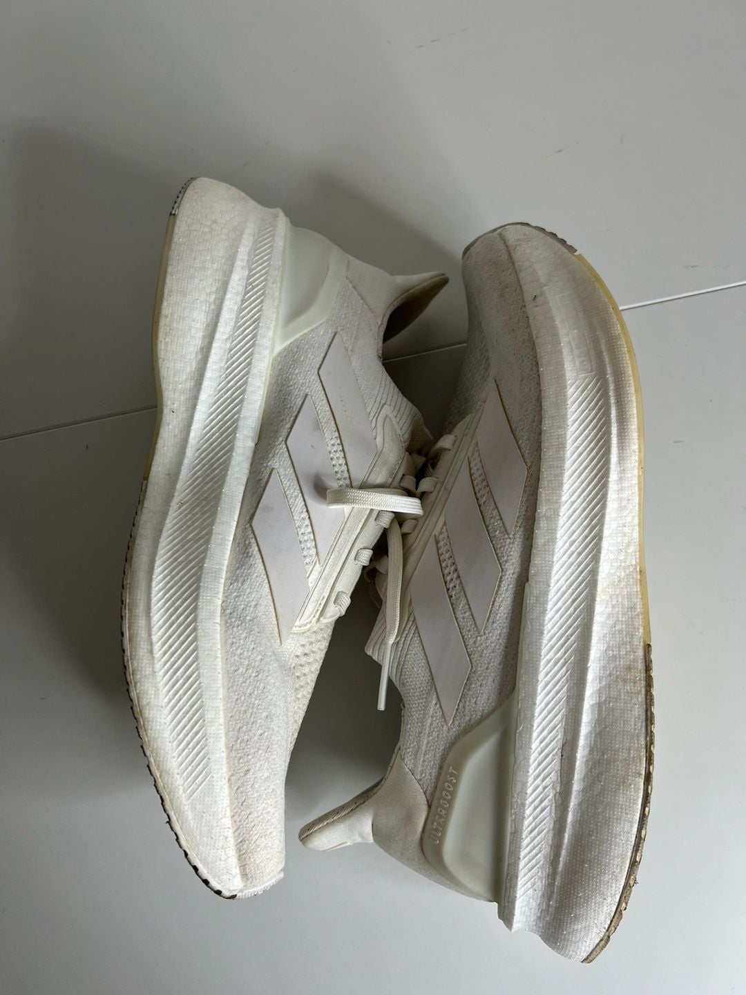 Adidas Ultraboost 5X Size 10.5 White Running Shoes JH7245 6