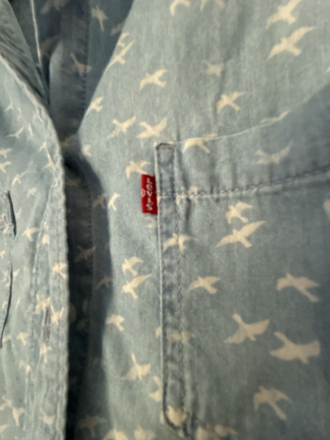 Levi's Long Sleeve Button Down Shirt Bird Print Blue Denim 5