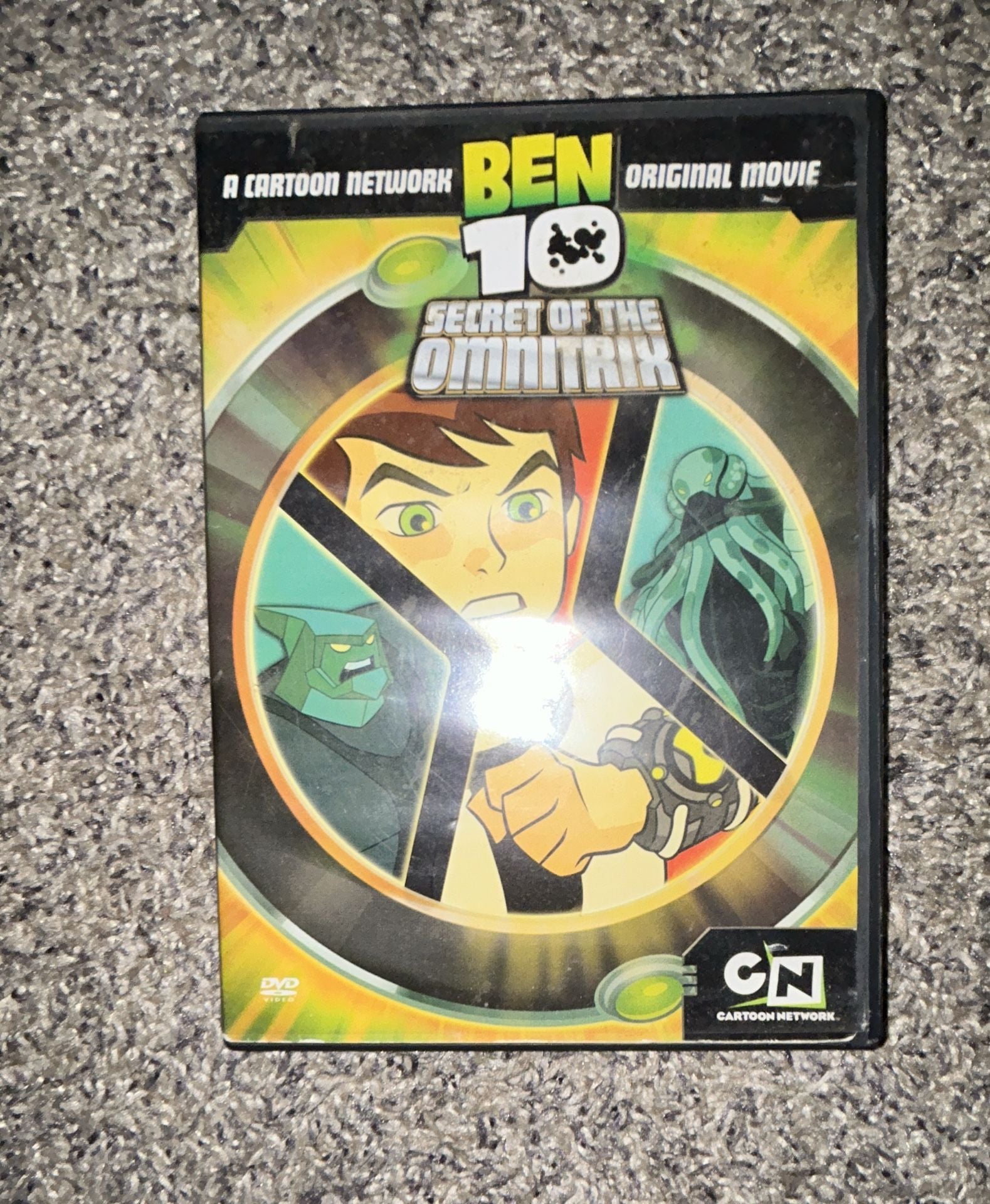 Cartoon Network Ben 10 Secret Of The Omnitrix DVD 1