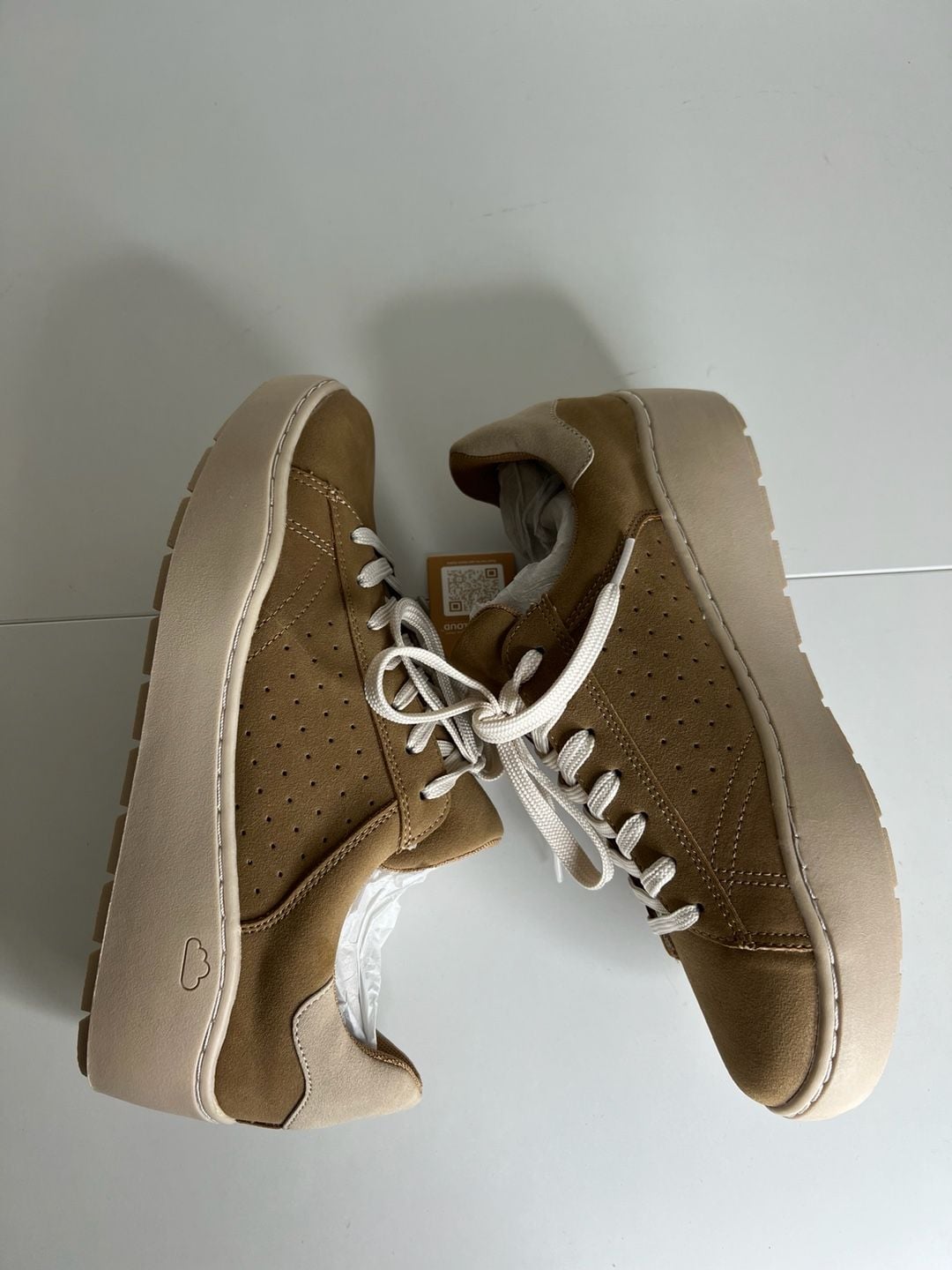 Project Cloud Bossy Size 10 Tan Platform Sneakers 5