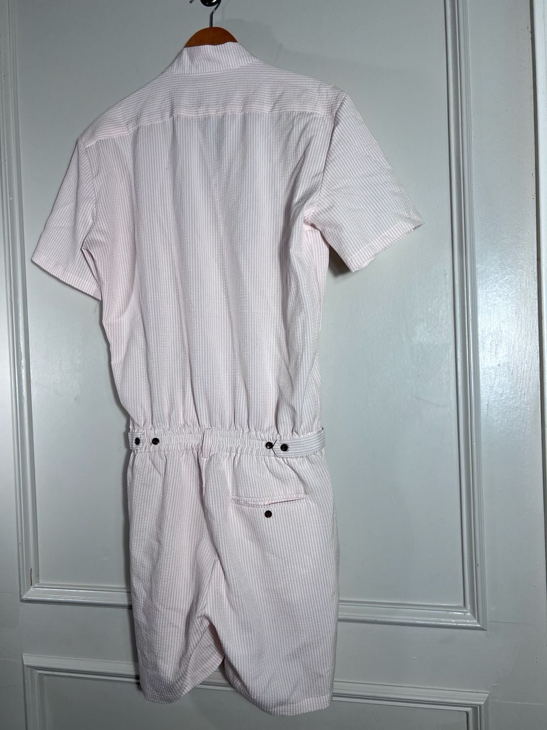RomperJack Men’s Pink White Seersucker Striped Short Sleeve Romper Jumpsuit Large 8