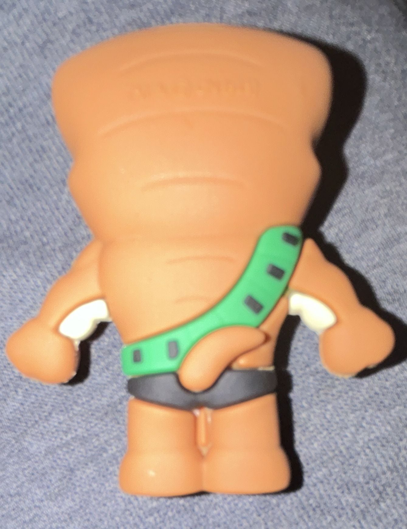 Cartoon Network Ben 10 Omniverse Humungousaur Buddy 2