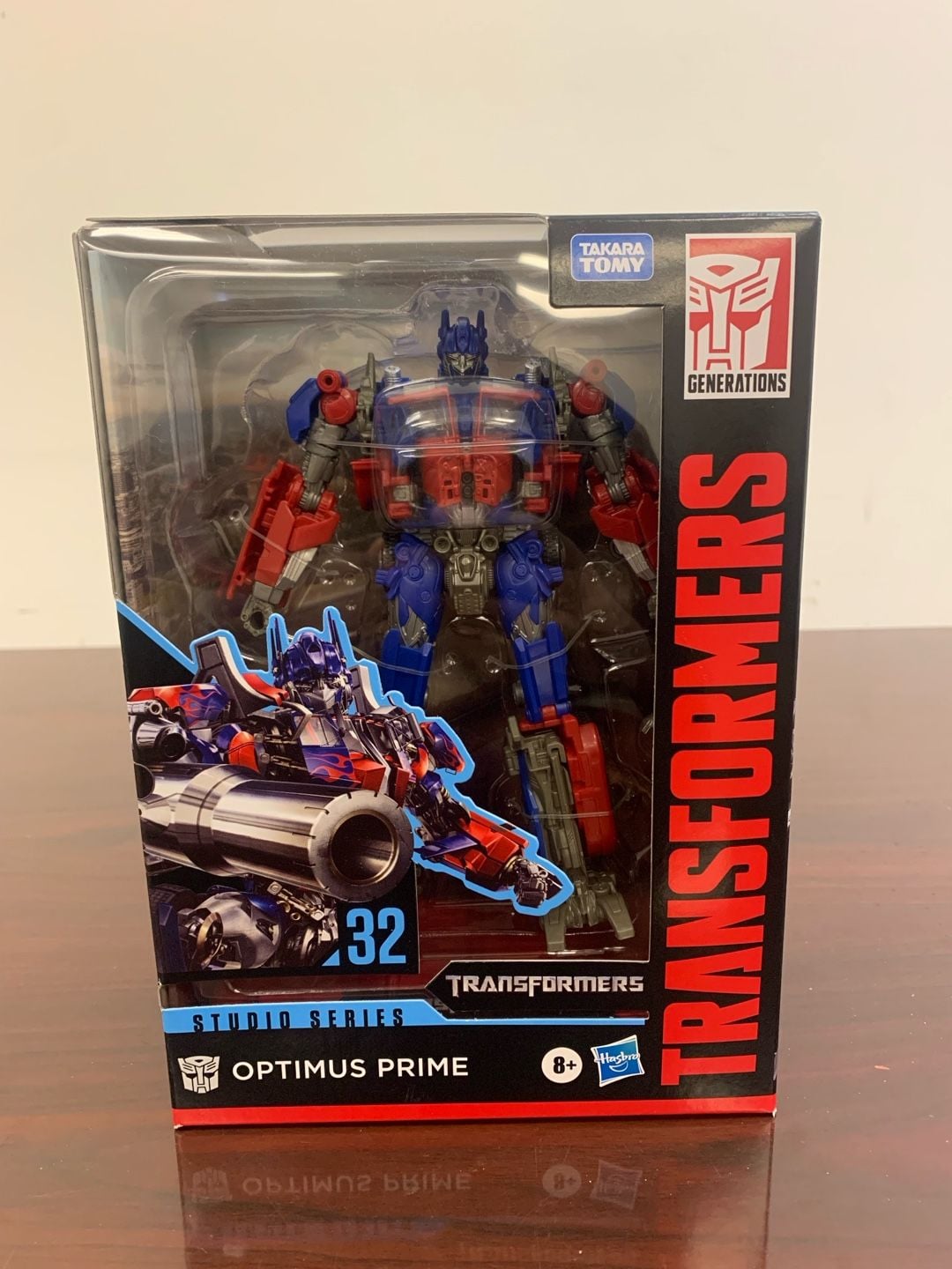 Transformers Studio Series 32 Voyager Class Optimus Prime 1