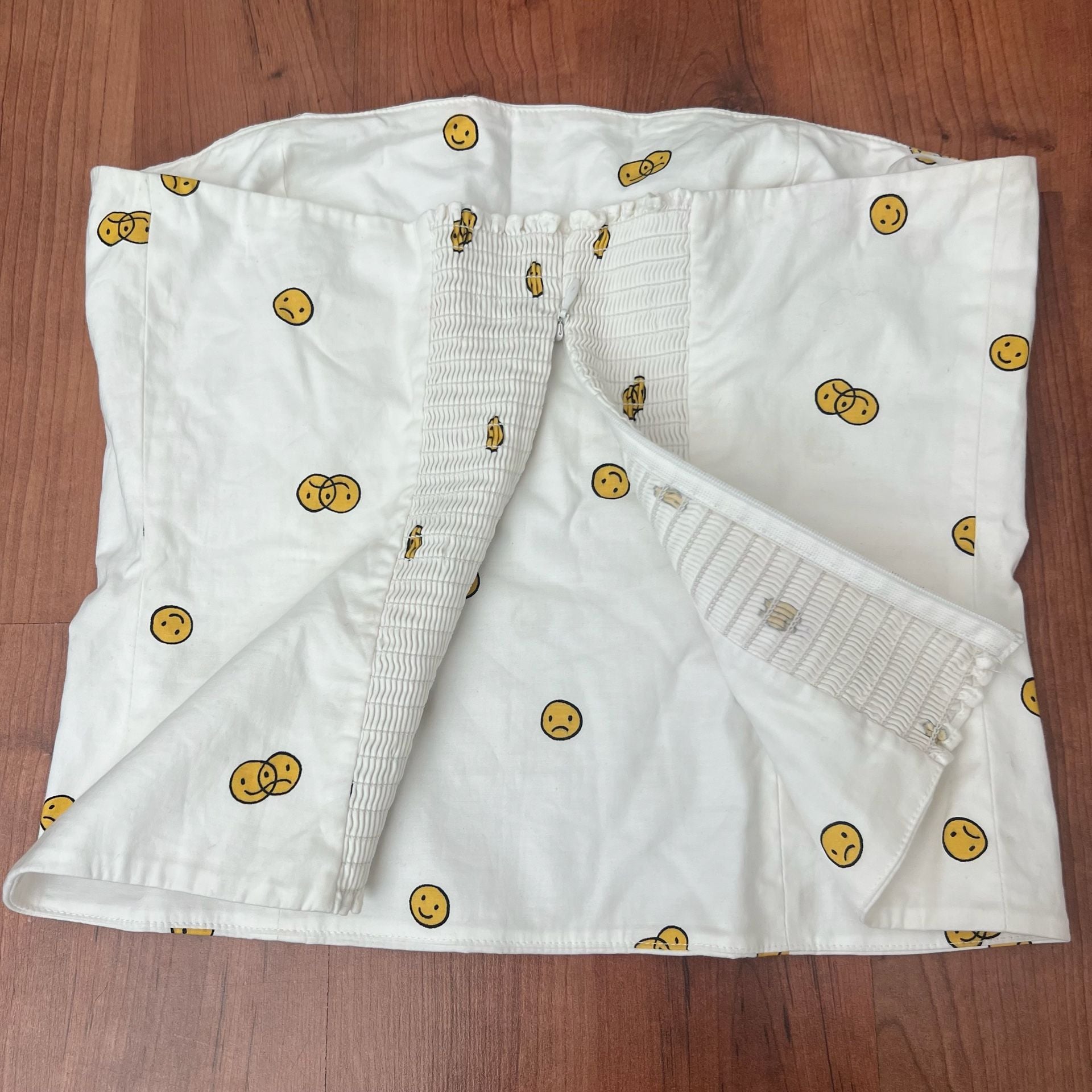 Reformation Smiley Mixed Emotions Graphic Print Strapless Tube Crop Top Size 8 9