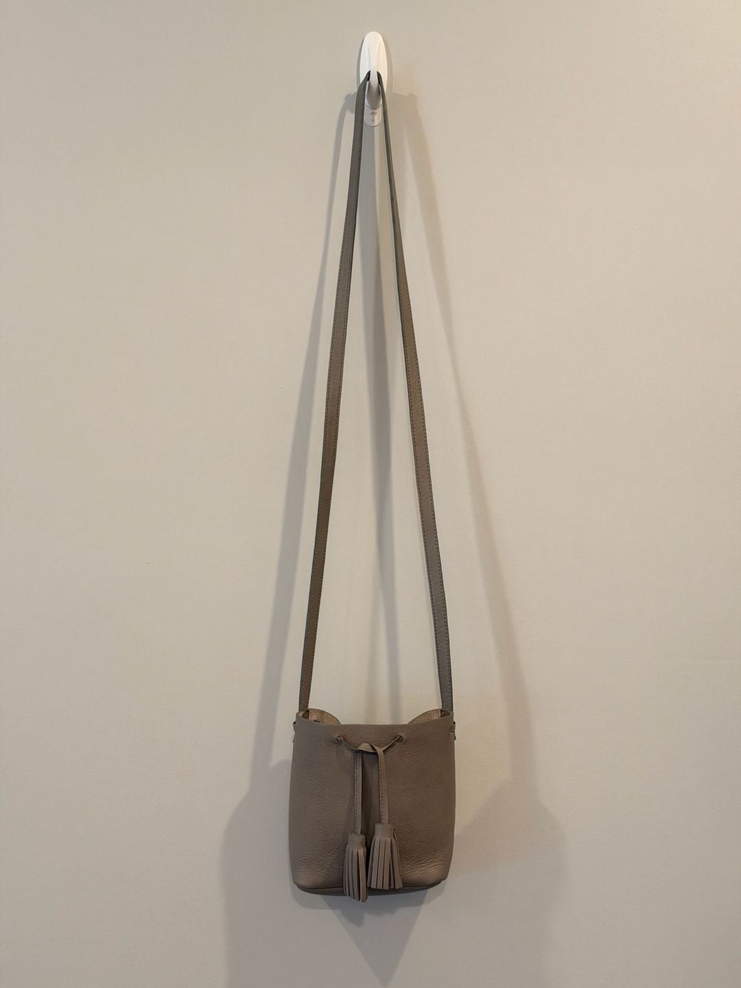 Shaffer Los Angeles Greta Bucket Bag Taupe Brown Leather 10