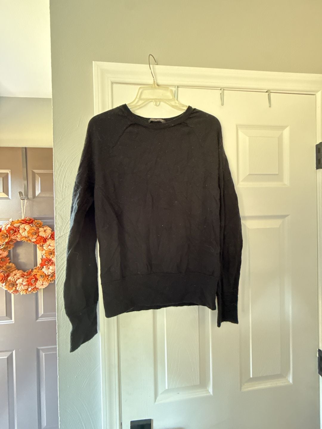 Banana Republic Merino Wool Sweater Size L Black Crewneck Pullover 2