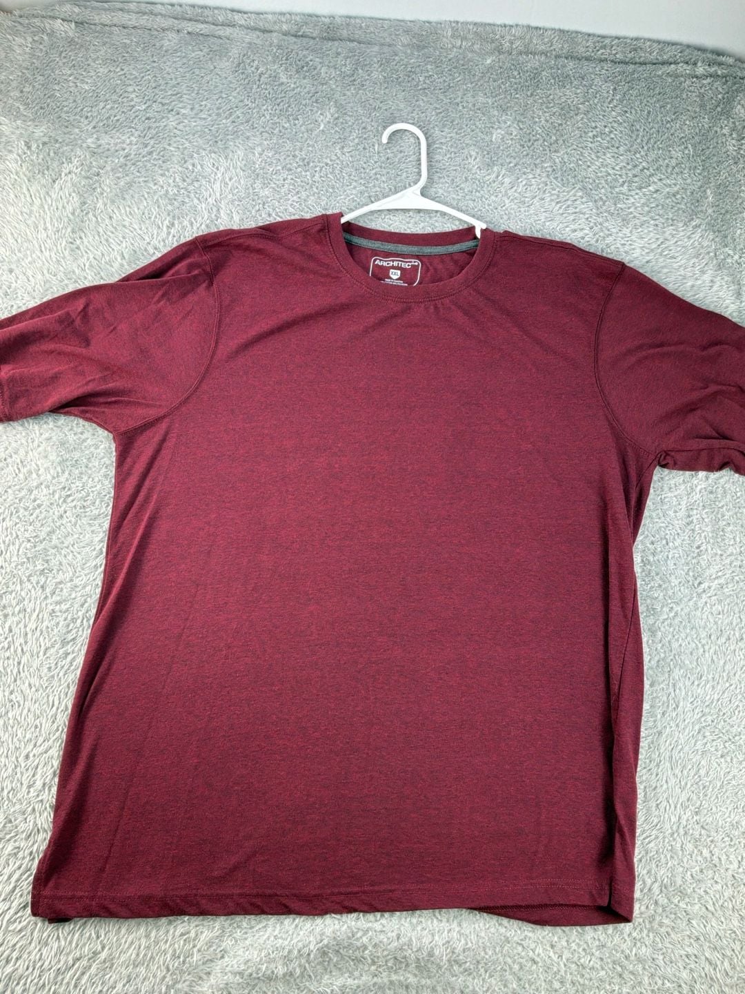 Bundle of (5) Men’s shirts Size 2XL 8