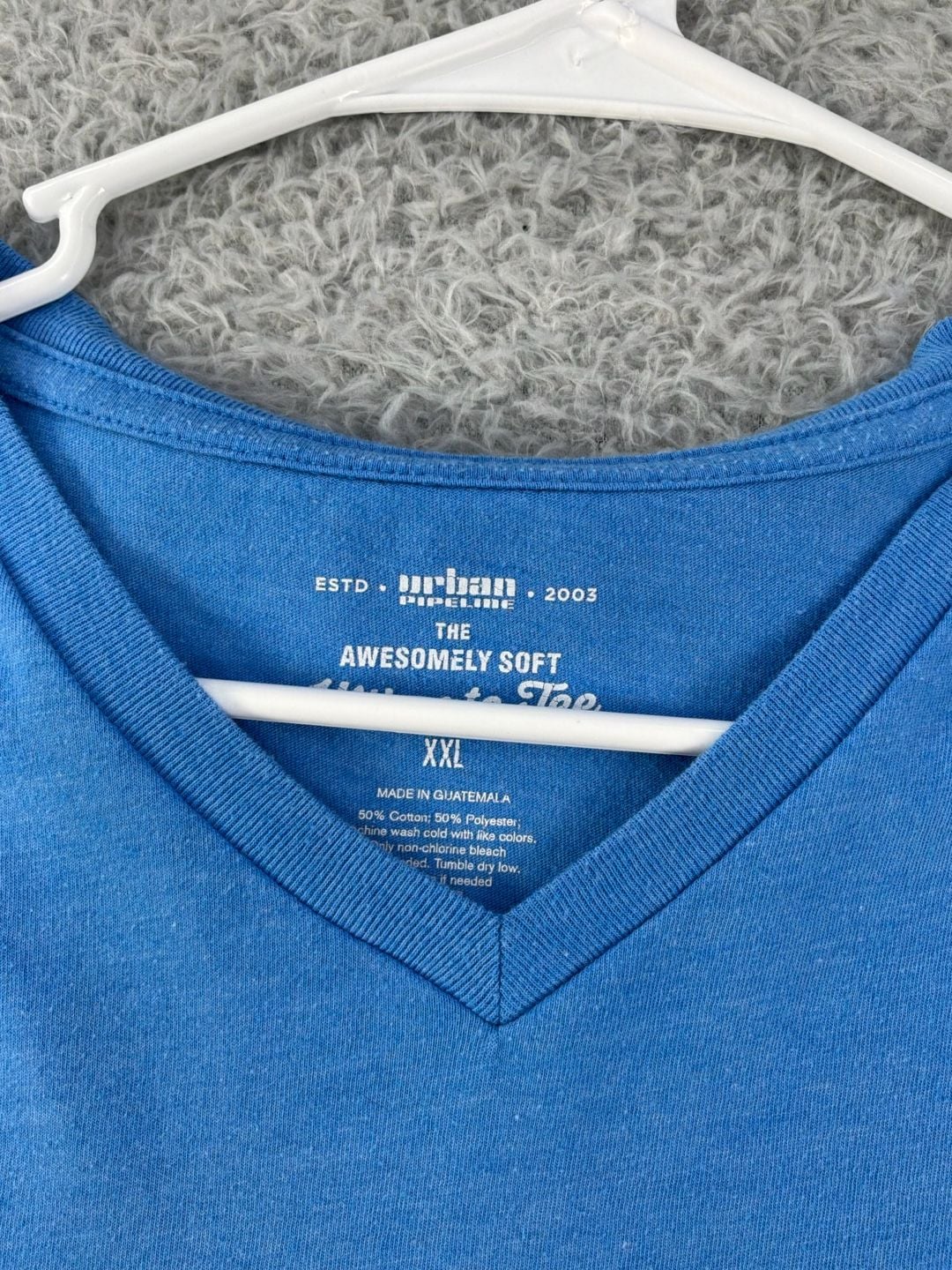 Bundle of (5) Men’s shirts Size 2XL 11