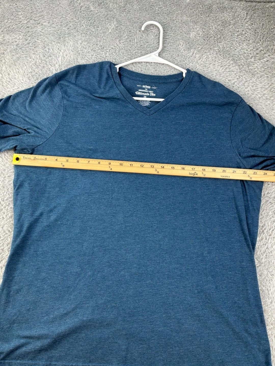 Bundle of (5) Men’s shirts Size 2XL 14