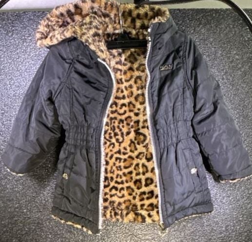 DKNY Reversible Puffer Jacket Black Leopard 3