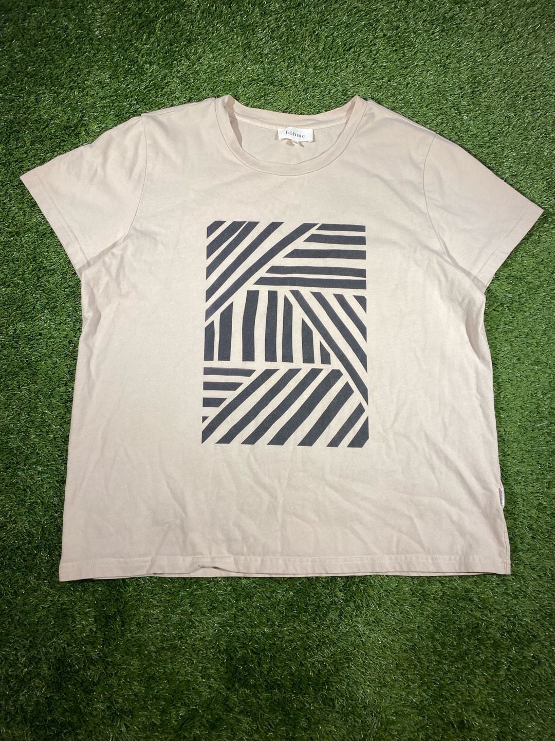 Böhme Graphic Tee Size M Beige Black Geometric Abstract Print Short Sleeve 2