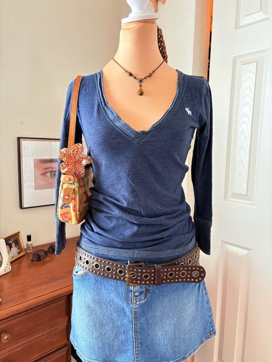 Vintage y2k abecrombie & fitch Bella Swan Blouse in navy blue 2