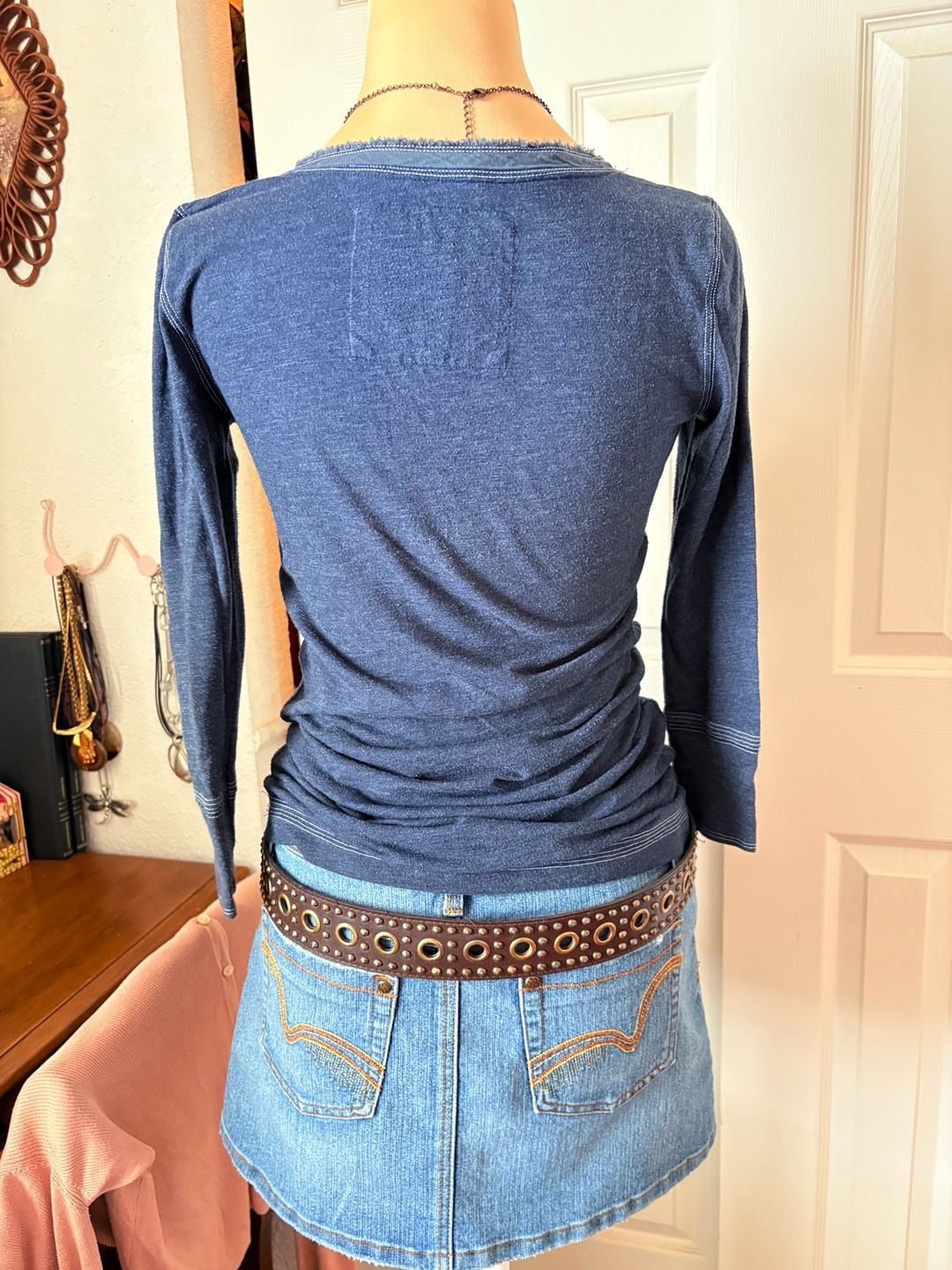 Vintage y2k abecrombie & fitch Bella Swan Blouse in navy blue 6